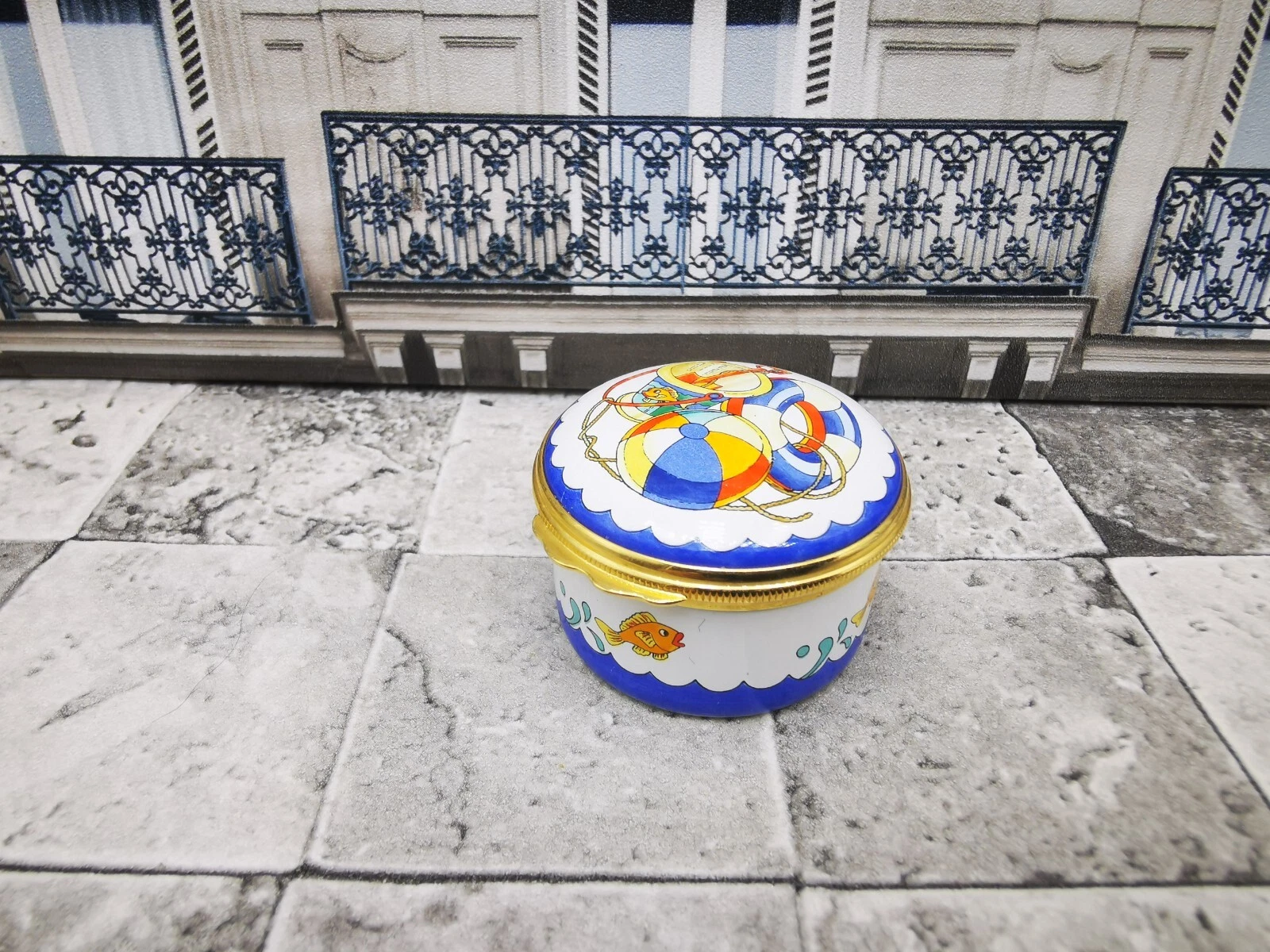 KENZO Halcyon Days per Tiffany & Co. Portapillole Smaltato Portapillole Porcellana AA00