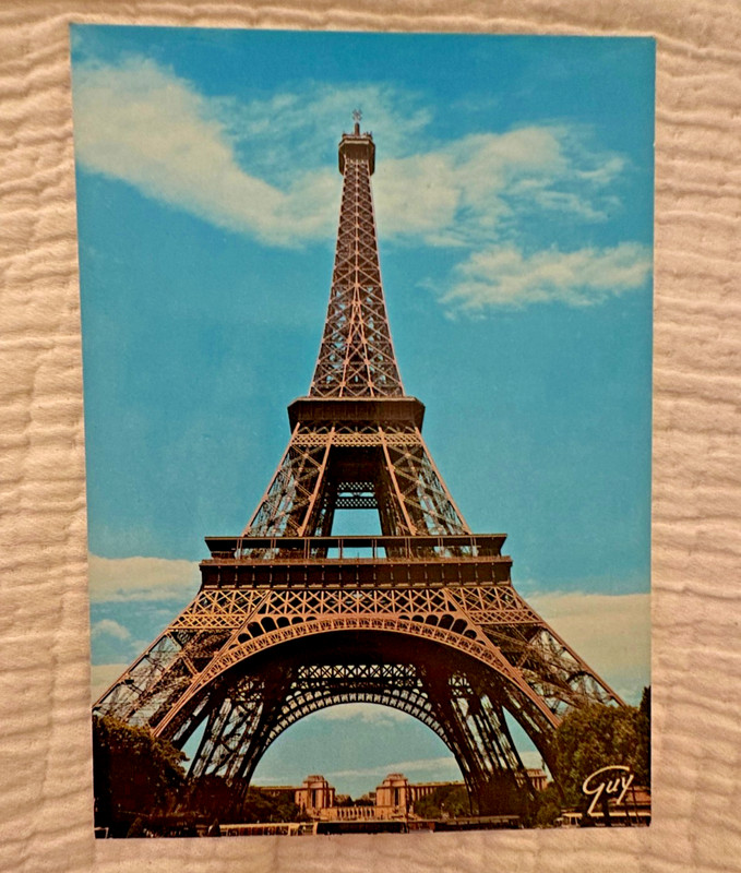 Paris et ses Merveilles La Tour  Eiffel
