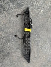 HYUNDAI TUCSON GRILLE FRONT BUMPER LOWER CENTRE 86561D7000 MK3 TL 2015-2018