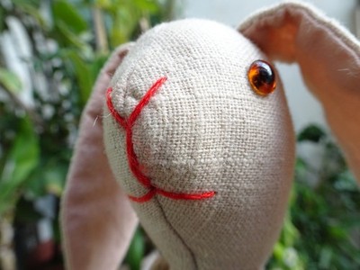 Vintage, Handarbeit, klein, Baumwolle, Stoffhase Hase, Glasaugen, einfach genäht NOS