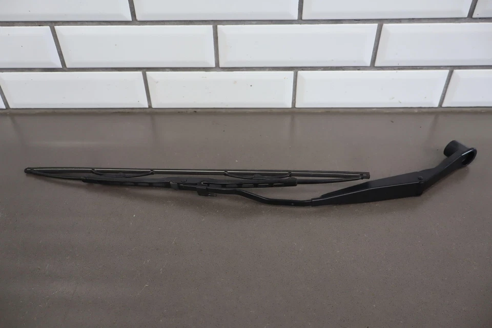 Par de brazos limpiaparabrisas Plymouth Chrysler Prowler 1997-2002 con cuchillas usadas Foto 4 de 4