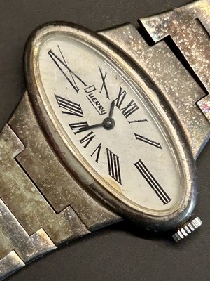 Vintage Uhr ''QUERRY'' - Eleganter und minimalistischer Stil