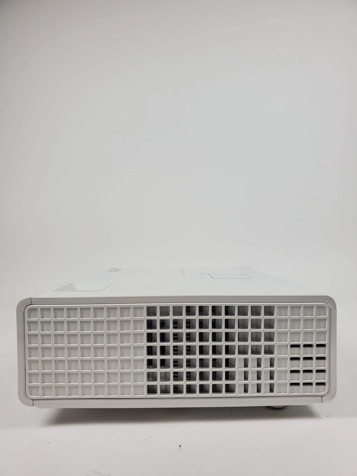 Acer P1173 800x600 3,000 Lumens Standard Throw Projector QSV1308 - Image 3 of 4