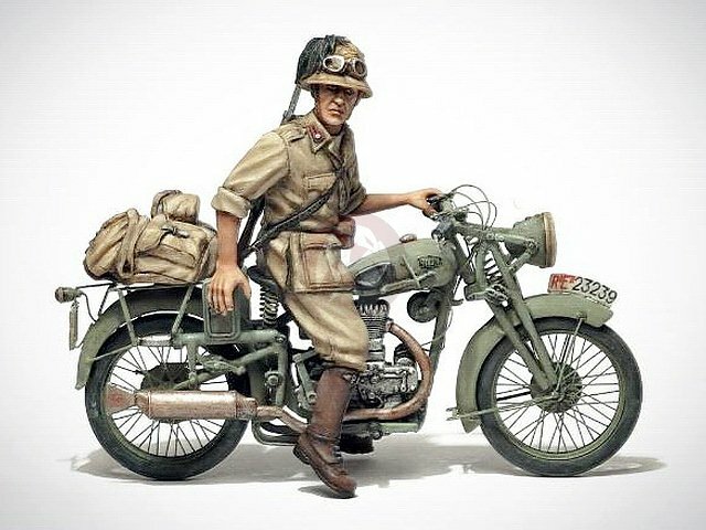 Model Victoria 1/35 Gilera 500 LTE Motorcycle w/Bersagliere N