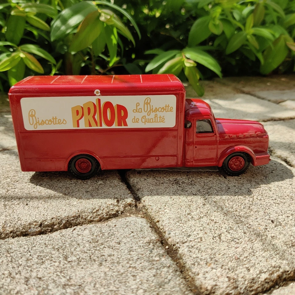 CAMION WILLEM LD 610 1954 BISCOTTI KIT PRECEDENTE RESINA GASOLIO FRANCIA N°8 - Immagine 3 di 4