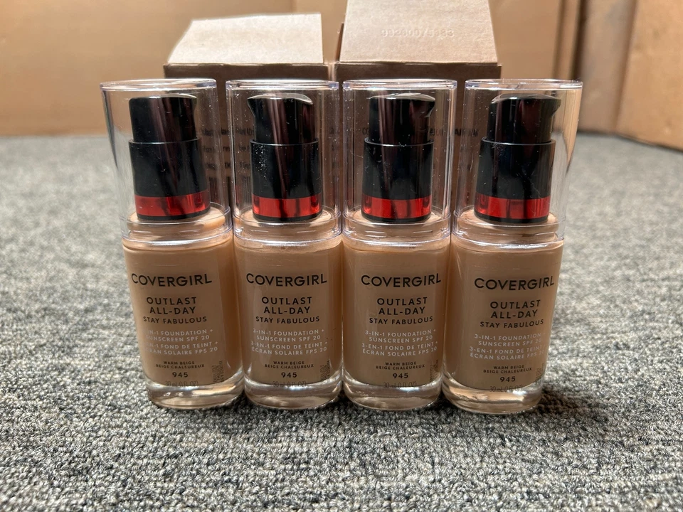 4X COVERGIRL Outlast All-Day Stay Fabulous 3-in-1 Foundation SPF Out of Date /WH - Image 2 of 4
