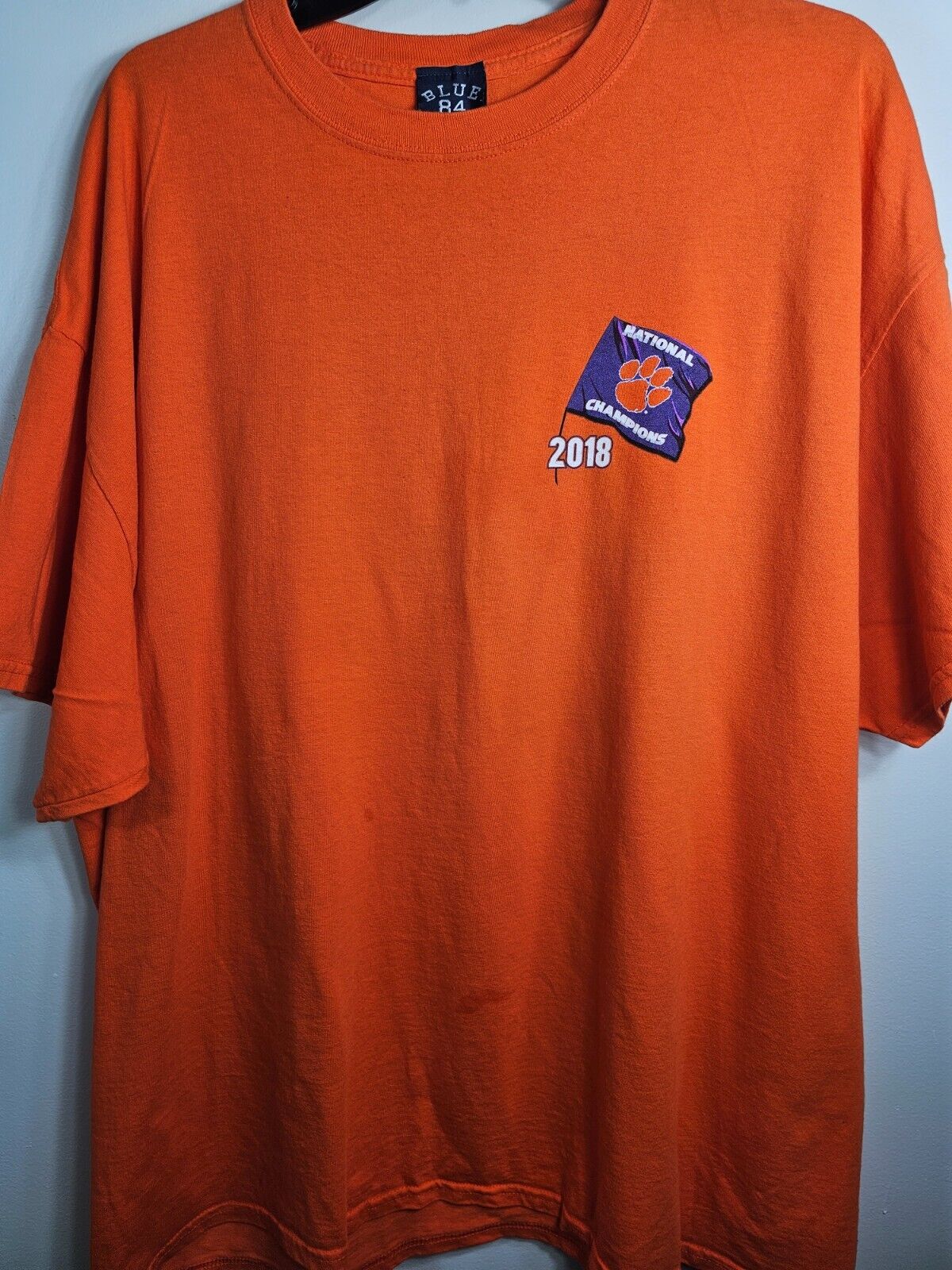 Picture 1 of 6