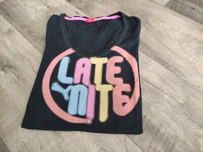 T-Shirt Puma Femme Noire Longue Imprimé NUIT FONCÉE Logo Taille S - Photo 1/4