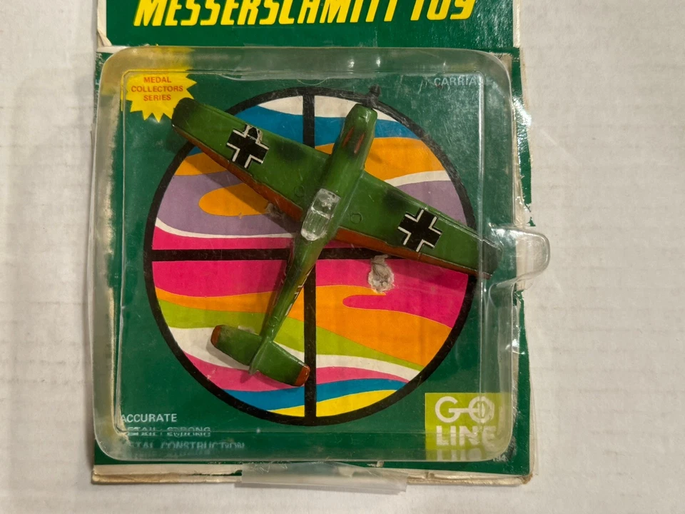 Mandarin WWII Diecast German Messerschmitt ME109 fighter Plane B-16 /H. K. /Bx18 - Image 3 of 4