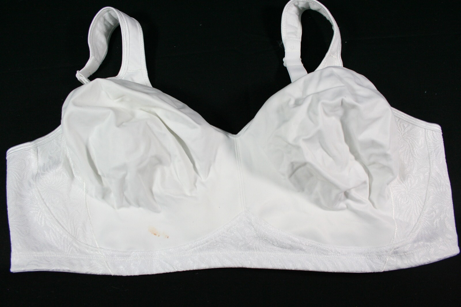 932X03 Playtex 4049 18 Hour Full Support Wireless Bra 36C White NWOT eBay