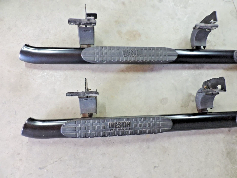 Westin 21-24080 Pro Traxx 4 Oval Nerf Step Bars fits 2019-2023 Ram 1500 Crew Cab - Image 4 of 4