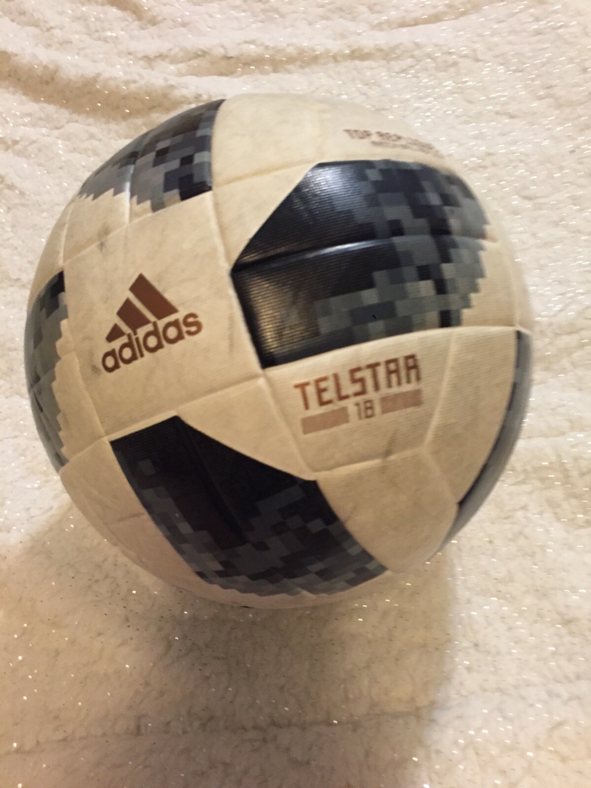 adidas telstar 2018