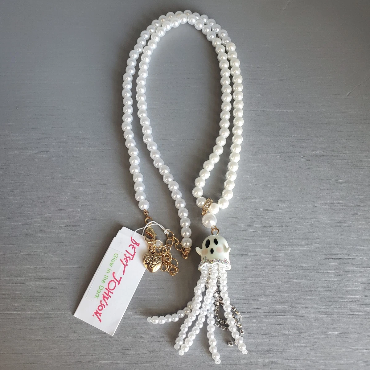 Betsey johnson hotsell pearl necklace