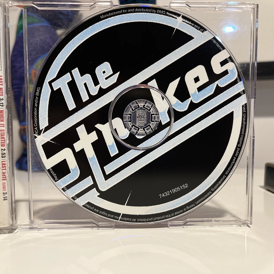 The Strokes - CD de 4 pistas Last Nite - BMG australiano. 2 Radio KCRW en vivo 2001 Foto 4 de 4