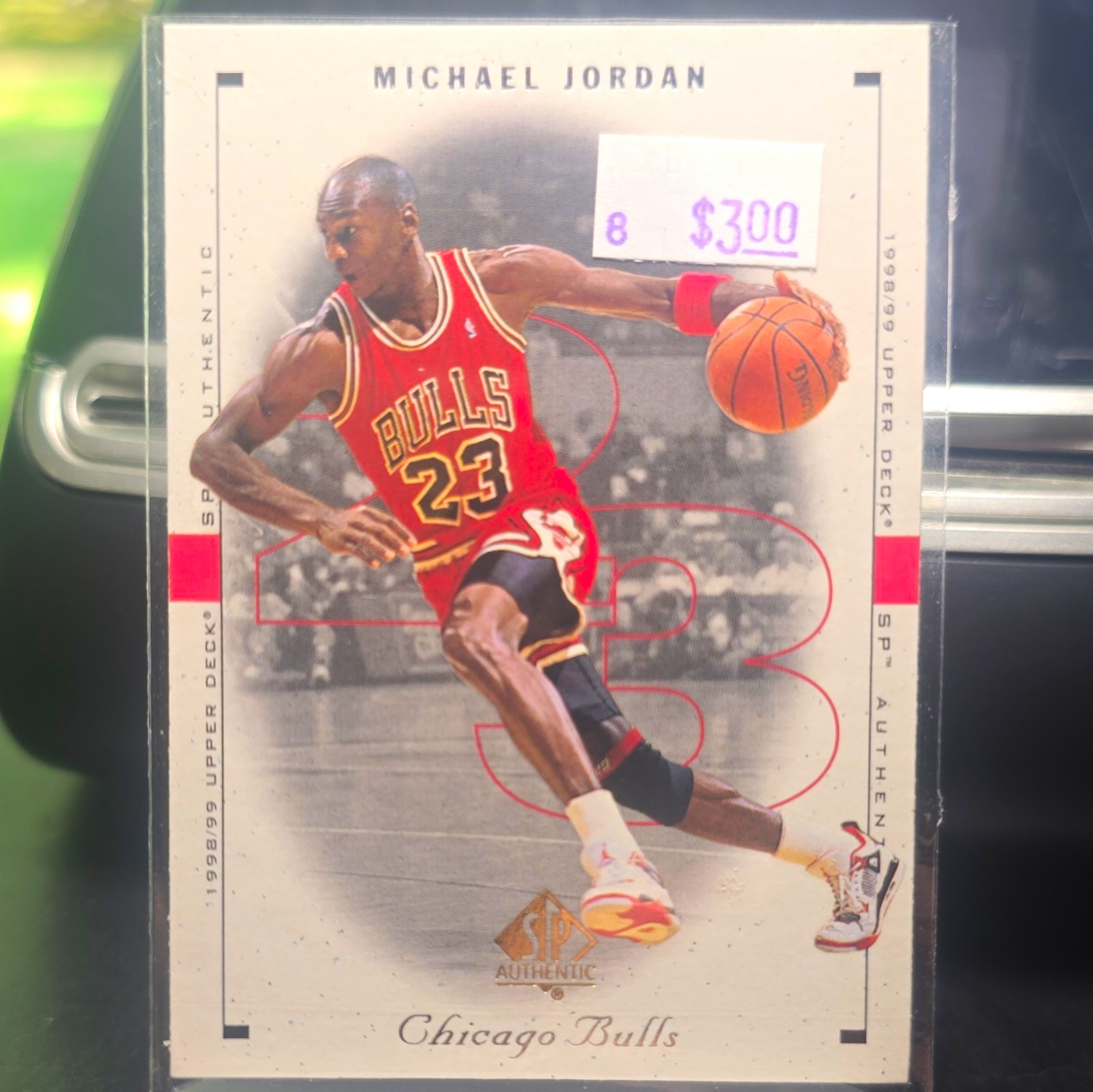 Upper Deck 1998-99 SP Authentic Michael Jordan Chicago Bulls #4 Base Set