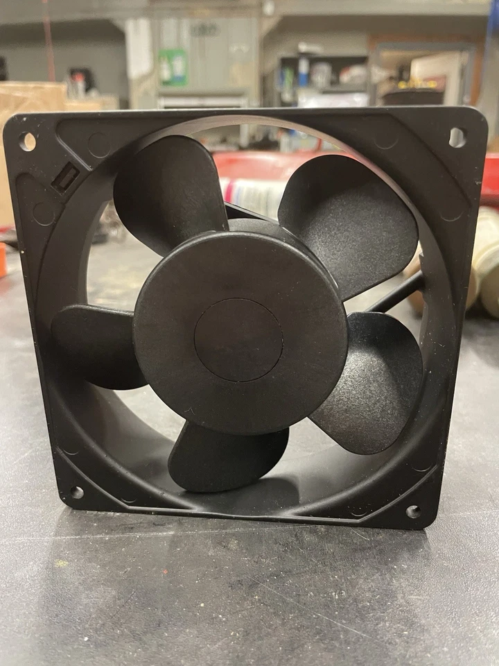 Ventilador de CA Globe Motors A47-B15A-15T2-100 115V 50/60 60Hz Foto 3 de 4