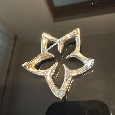 ティファニー ブローチ フラワーモチーフ プルメリア 1996 シルバー 925 Tiffany & Co. Plumeria Brooch Silver 925 1996 Used | eBay