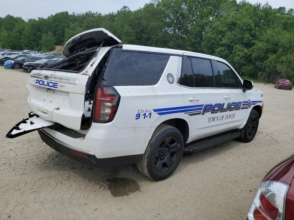 (LOCAL PICKUP ONLY) Driver Rear Side Door Privacy Tint Opt Ako Fits 21-23 TAHOE Foto 3 de 4