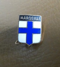 Ancien broche blason drapeau