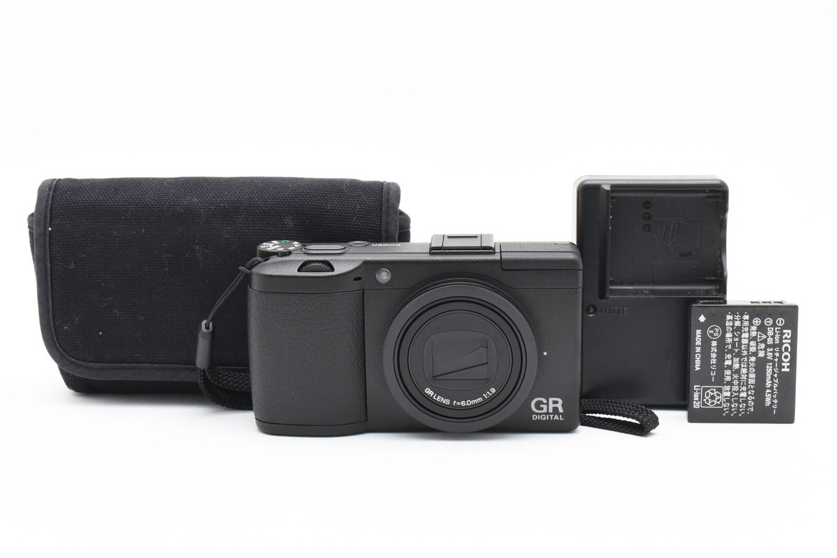 RICOH GR Digital III 10.0MP Compact Camera [Near Mint RICOH GR Digital III 10.0MP Compact Camera [Near Mint