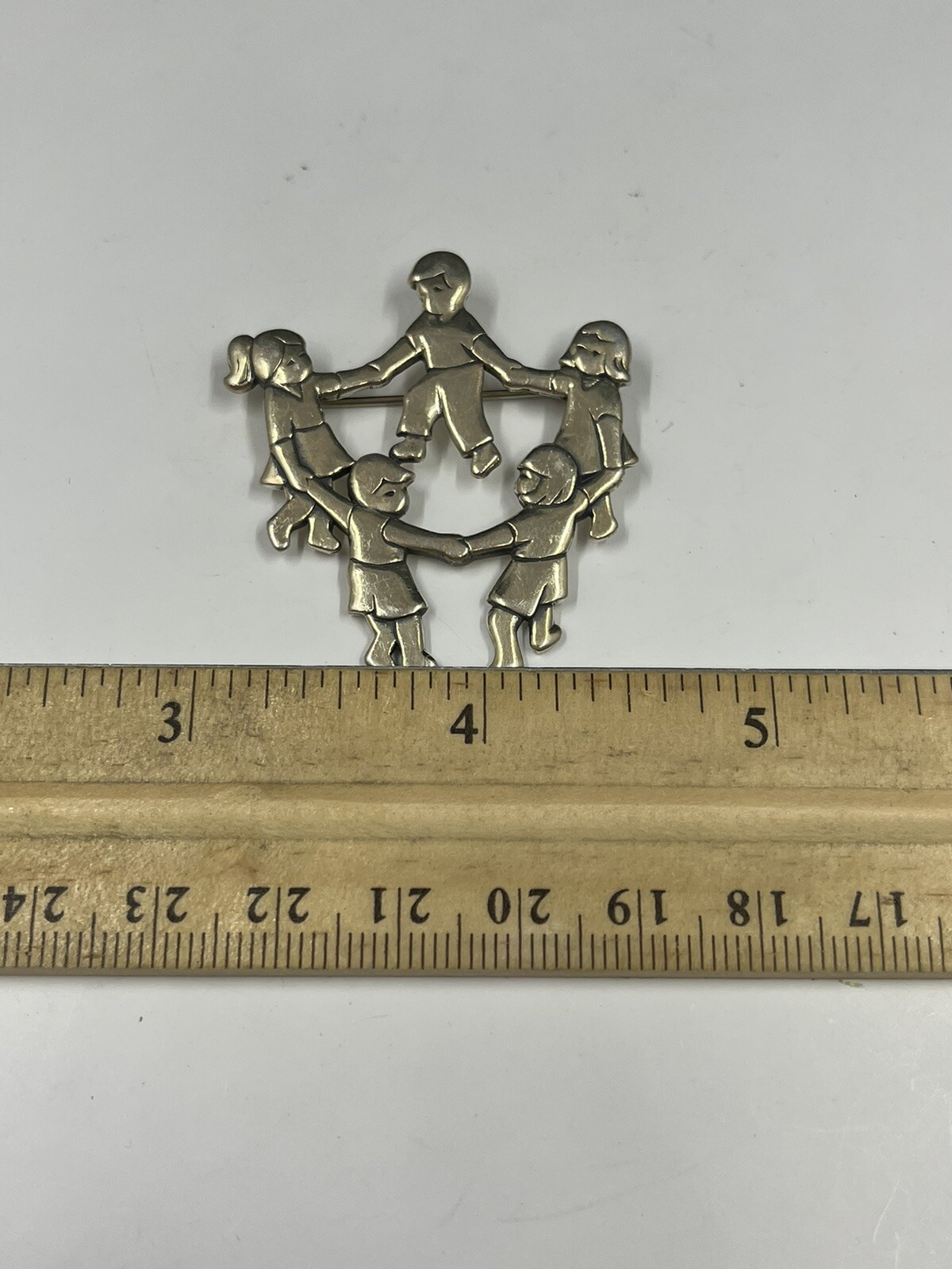 James Avery children ring around the rosie circle han… Gem