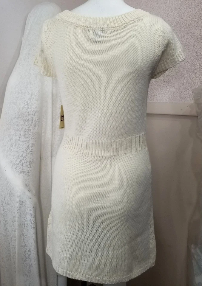 L.E.I. Vestido Suéter Júnior M Branco Creme Taylor Cabo Curto Preppy Igreja NOVO - Imagem 2 de 4