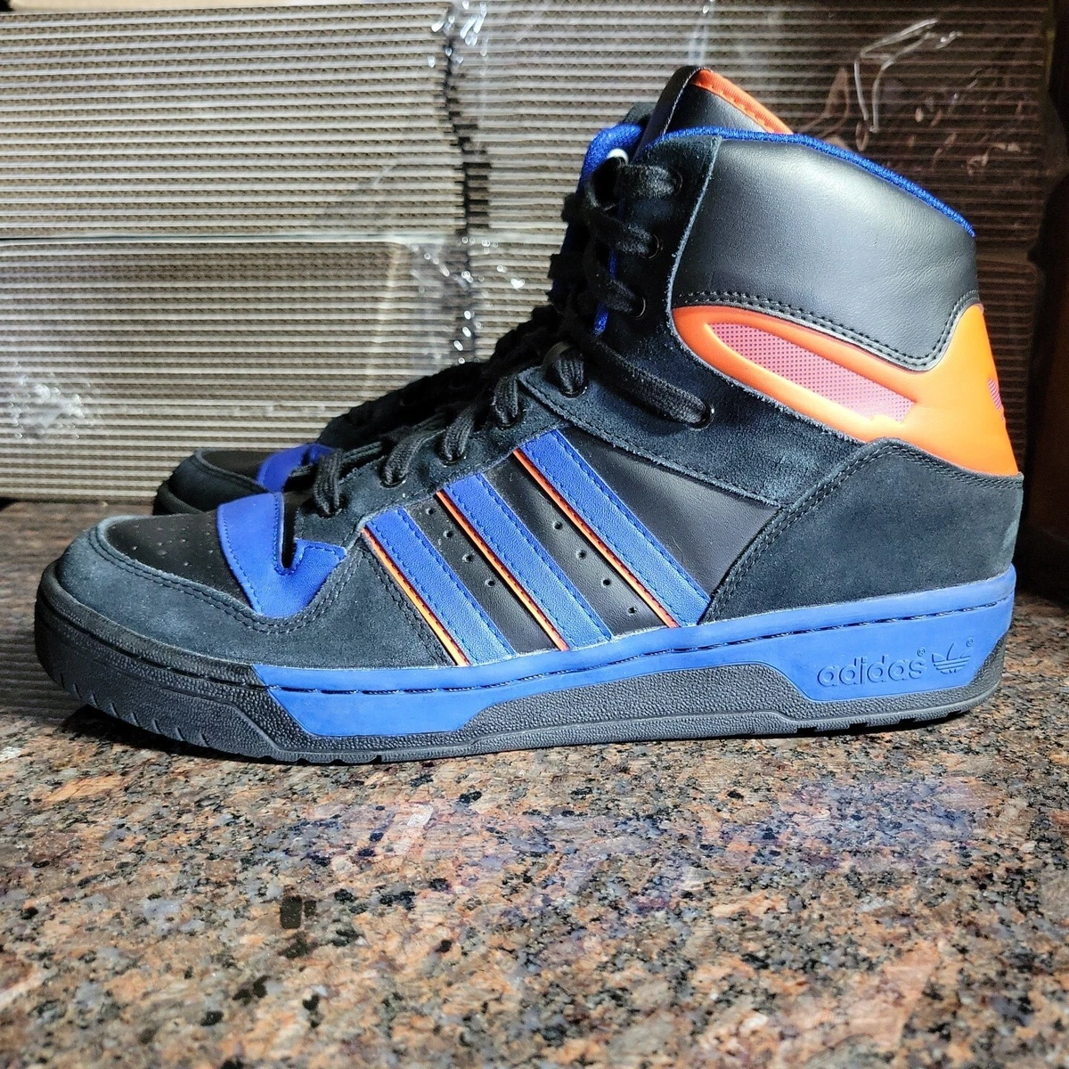 Adidas attitude hi knicks 2025