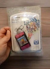 DIGITAL SOLUTIONS DIGITAL PHOTO KEYCHAIN STORES 70 COLOR PHOTOS 1.5" LCD SCREEN