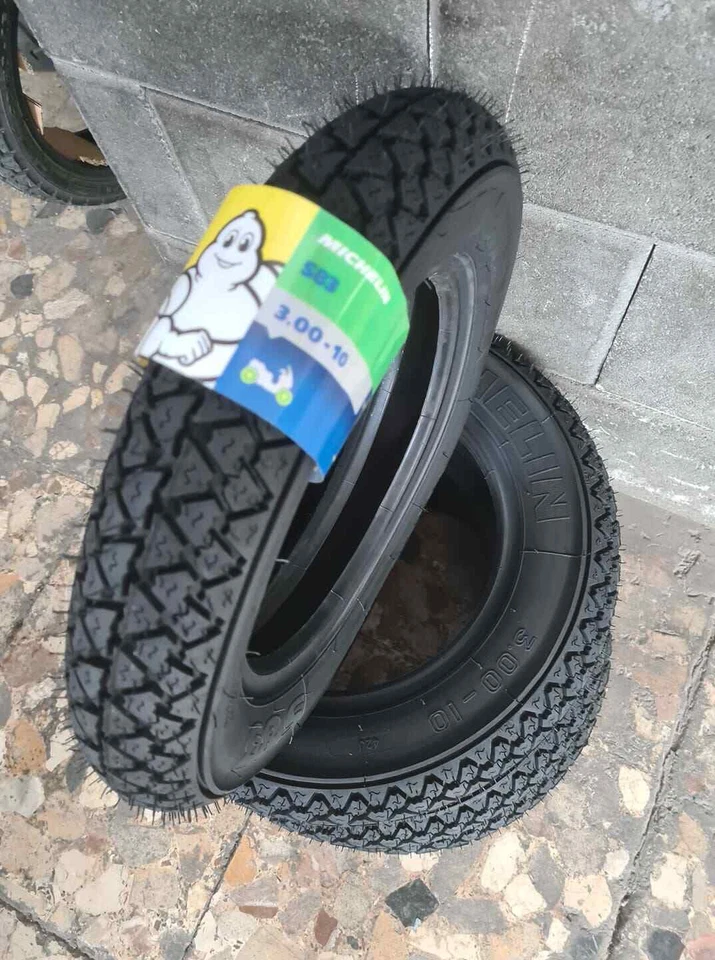 Pneumatico 3.00-10 42J Michelin S83 per VESPA SPECIAL 50 dot24/25