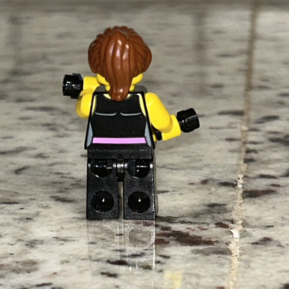 Lego Cardio Carrie minifigura The Lego Movie 2 70804 mini boneco - Imagem 2 de 2