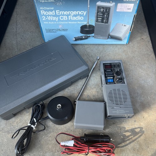 Radio meteorológica vintage realista de 40 canales banda de ciudadanos de emergencia modelo TRC-475 - Imagen 5 de 10