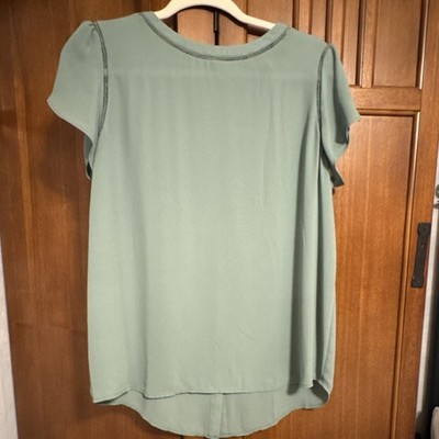 LOFT Women's Green Tulip Sleeve Button Back Lattice Trim Blouse Size M Work Wear