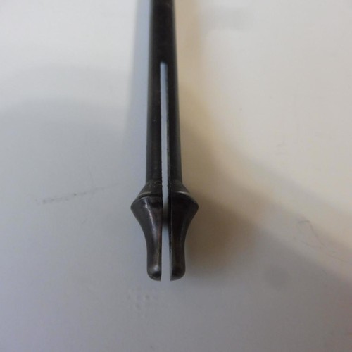 Thomson Vice Midge Jaw Spare Parts for Fly Tying Used, Metal Finish - Picture 3 of 5