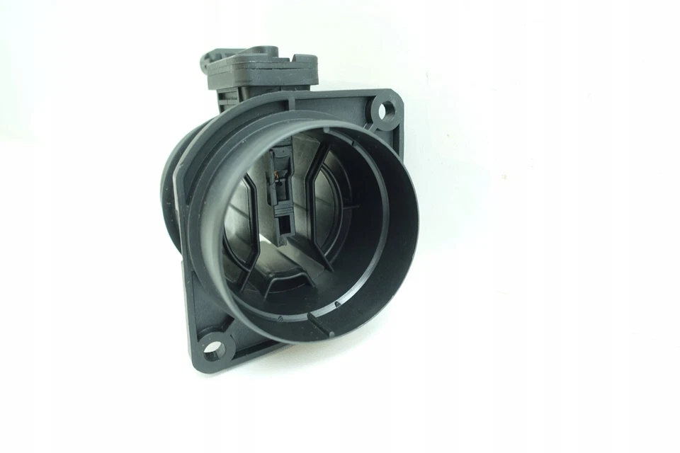 Caudalímetro Hella 8ET358095281 04L906461B VW Polo Passat Touran T-Roc  - Imagen 3 de 4