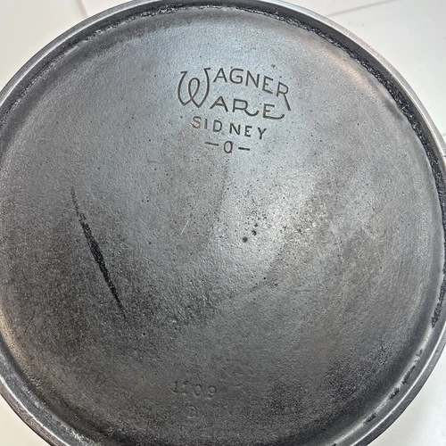 Vtg WAGNER WARE Sidney -0- 1109 D Round Griddle Cast Iron Skillet 10"