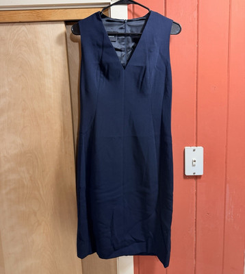 Akris Women s Navy Solid Sheath Dress V-Neck Sleeveless Knee Length 8
