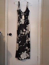 A New Day Black White Floral Maxi Dress Sleeveless Scoop Neck Polyester Size S