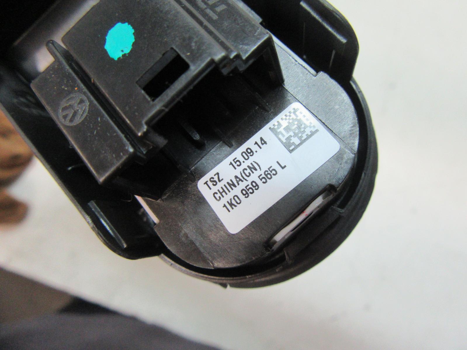 VOLKSWAGEN GOLF POWER WINDOW SWITCH RH FRONT (MASTER SWITCH), 5DR HATCH