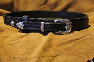 Handmade Bulls Hide Leather Gun Belt 1 3/4