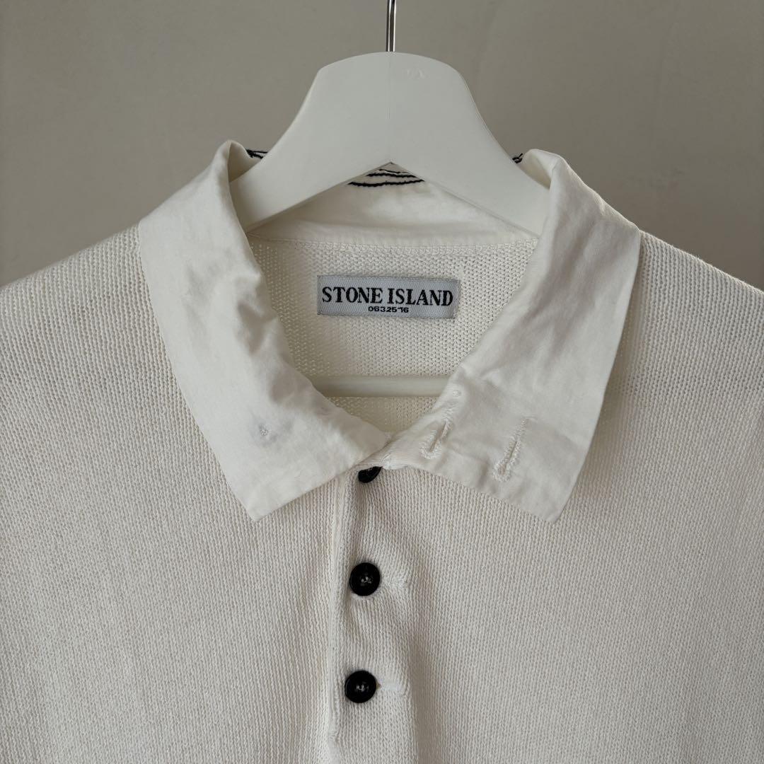Stone Island 90s Polo Knit Shirt Long Sleeve White U-Neck Stone Island 90s Polo Knit Shirt Long Sleeve White U-Neck