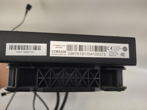 Corsair CW-9060031-WW Hydro Series H150i Pro RGB 360mm Liquid CPU Cooler - Photo 6/10