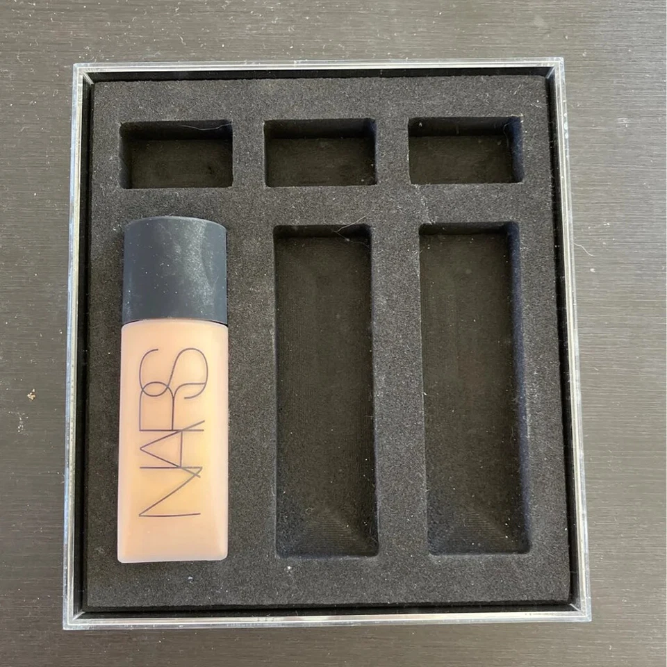 nars soft matte complete foundation Shade - Barcelona ( medium 4 ) With PR BOX - Image 2 of 3