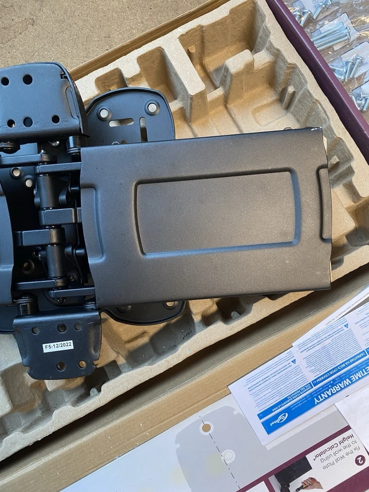 AVF JNL454 Multi Position Wall Bracket For 26-55 Inch TVs - Image 3 of 4