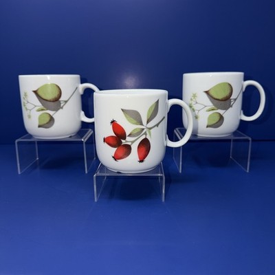 Fine Porcelain Thun 1794 Czech Republic Floral Coffee Tea Mugs Set of 3  12 Oz