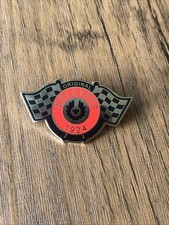 BELSTAFF TRIALMASTER JACKET ENAMEL-PIN-BADGE- MOTORCYCLE-Norton BSA Triumph