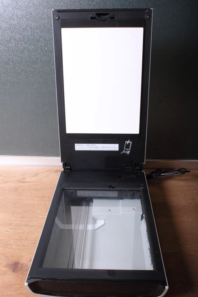 Canon CanoScan 9000F Mark II Flatbed Scanner AC 100V Only Tested Excellent - Image 3 of 4