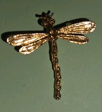 cute little dragonfly pin brooch in gold tone