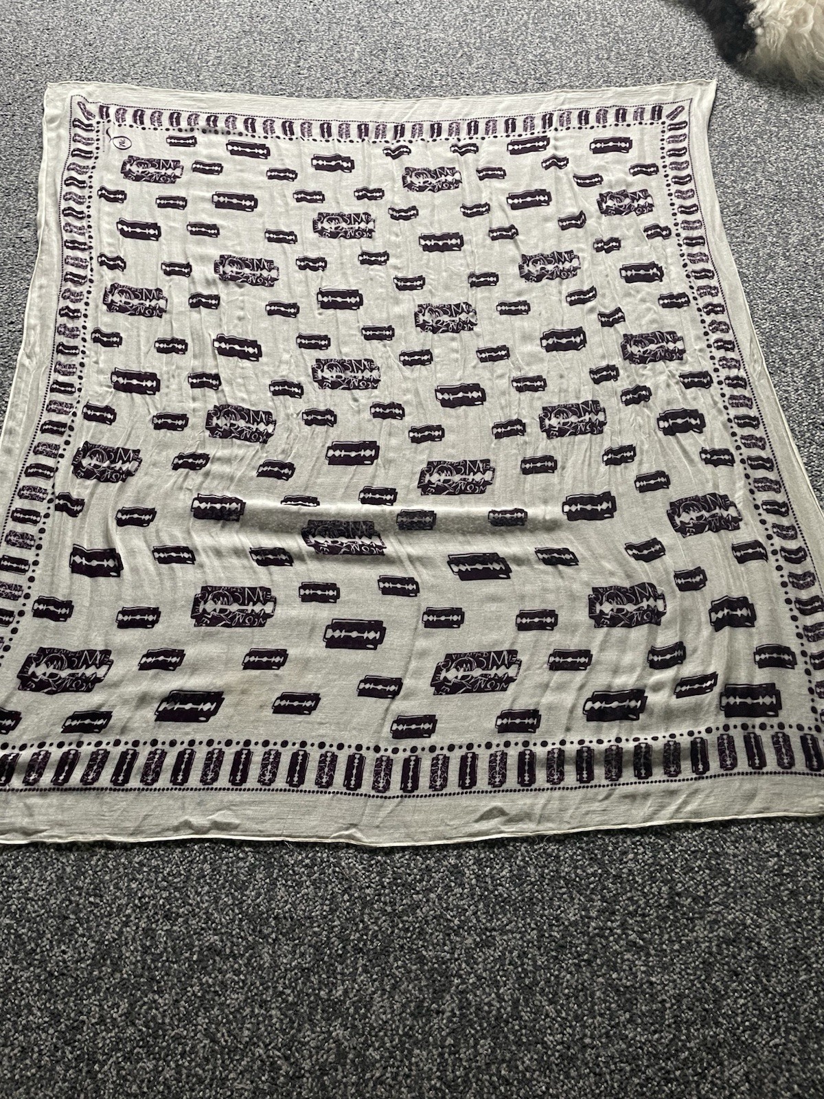 RARE Alexander McQueen Limited Edition Razor Blade Scarf image 7