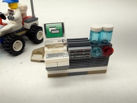 LEGO CITY: Space Starter Set (60077) 100% Complete with Instructions