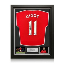 Ryan Giggs Signed Original Manchester United 2013-14 Football Shirt. Framed